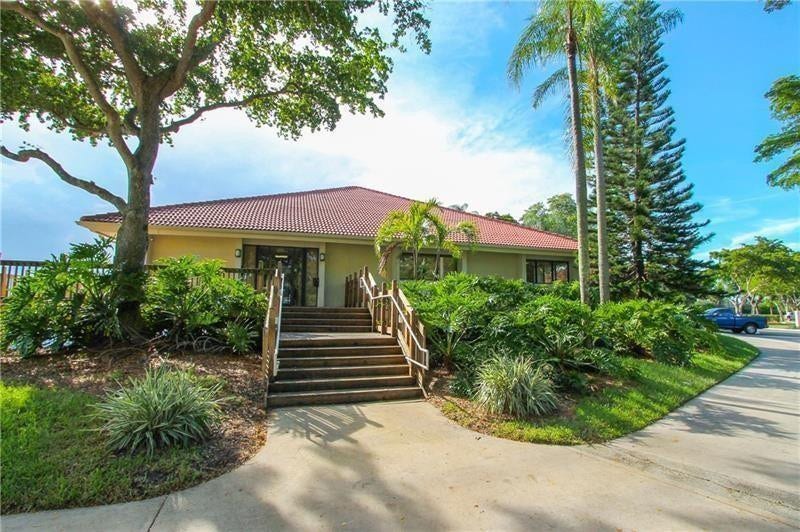 109 Lake Emerald Drive, #110, Oakland Park, Oakland Park, FL 33309