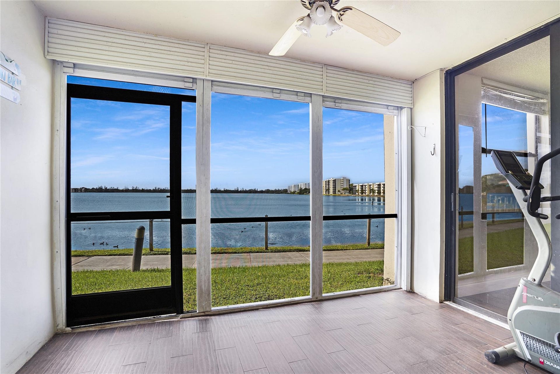 109 Lake Emerald Drive, #110, Oakland Park, Oakland Park, FL 33309