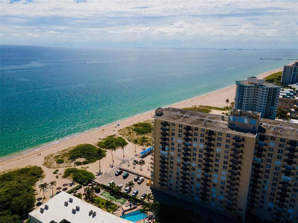 2000 S Ocean Boulevard, #2p, Lauderdale By The Sea, Lauderdale By The Sea, FL 33062 Aerial View 3