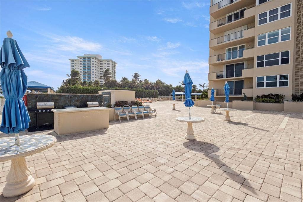 2000 S Ocean Boulevard, #2p, Lauderdale By The Sea, Lauderdale By The Sea, FL 33062 BBQ Area