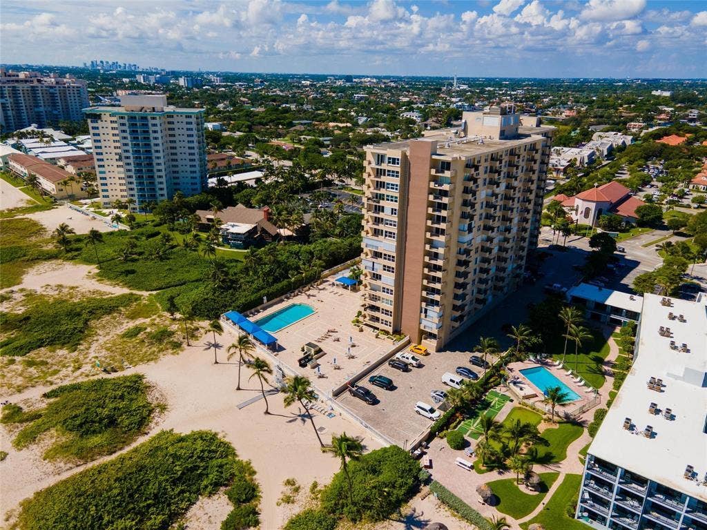 2000 S Ocean Boulevard, #2p, Lauderdale By The Sea, Lauderdale By The Sea, FL 33062 Aerial View 2