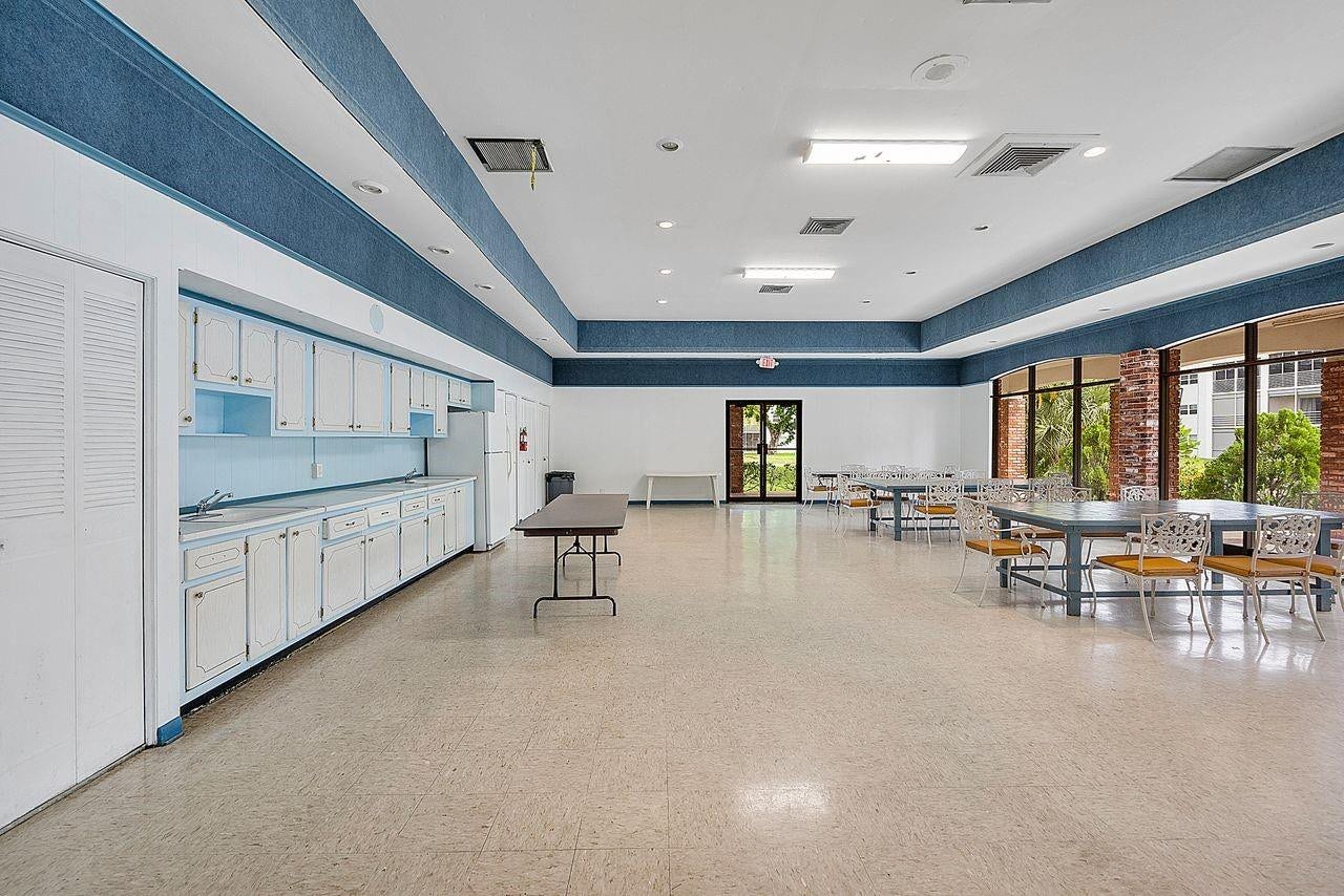 608 NE 2nd Street, #241, Dania Beach, FL 33004 608 NE 2nd Street, #241, Dania Beach, FL 33004