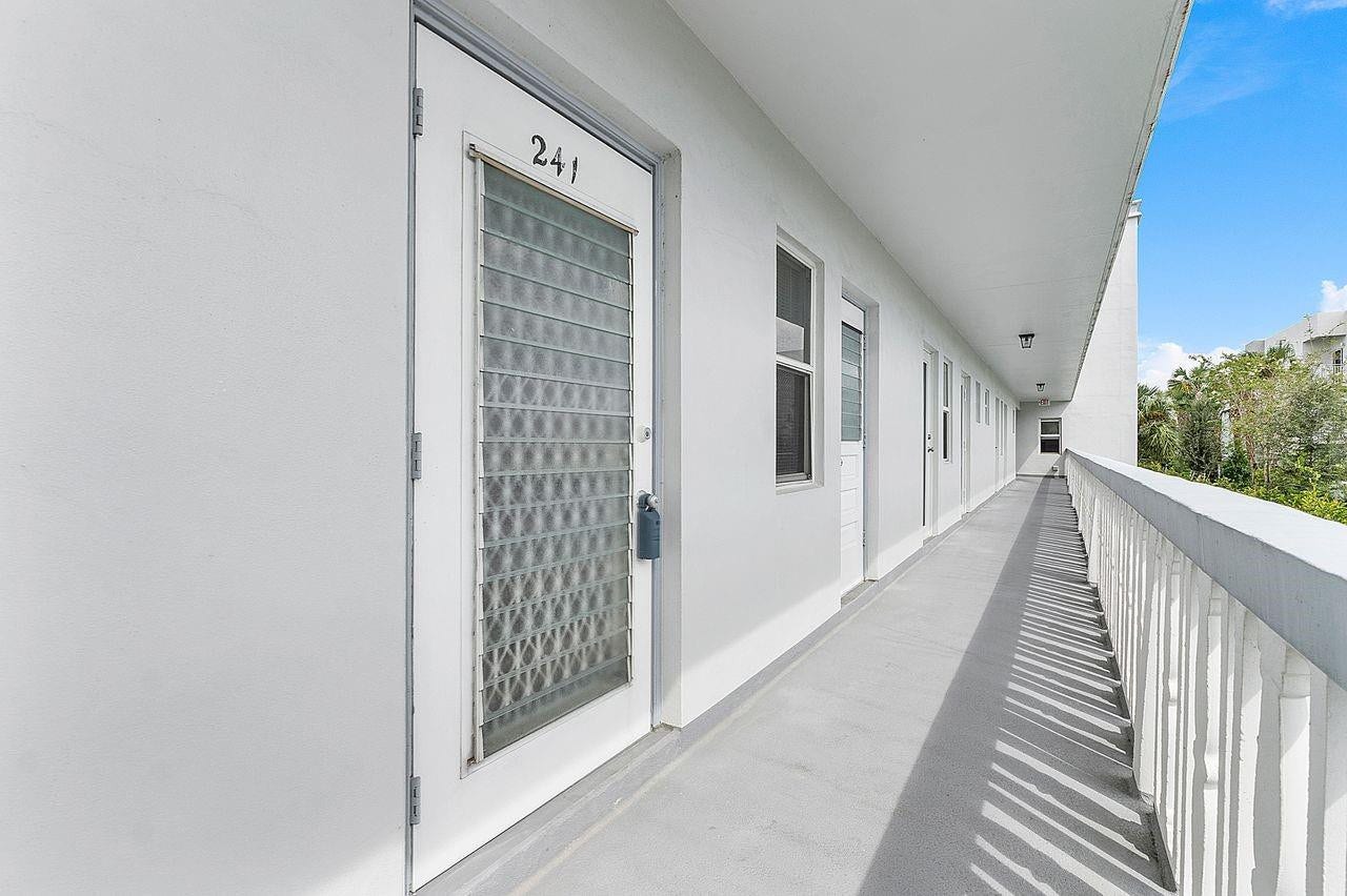 608 NE 2nd Street, #241, Dania Beach, FL 33004 608 NE 2nd Street, #241, Dania Beach, FL 33004