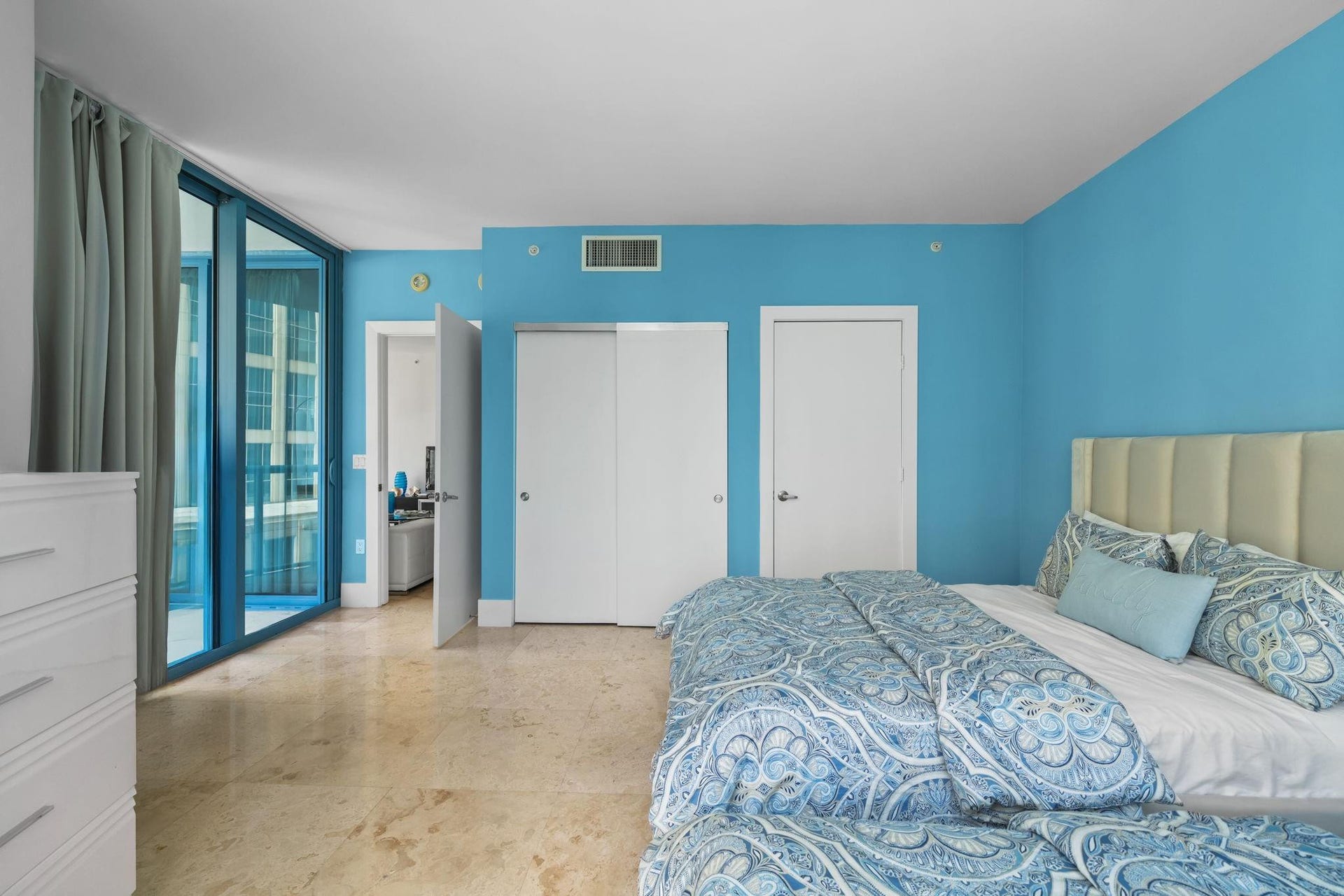333 Las Olas Way, #1508, Fort Lauderdale, FL 33301