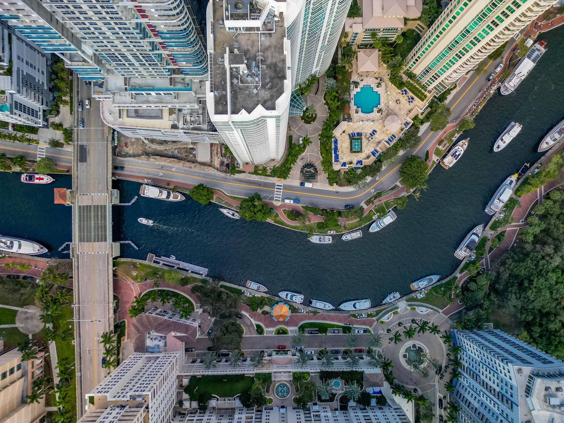 347 N New River Drive, #1506, Fort Lauderdale, FL 33301 20-web-or-mls-37-print-DJI_0573