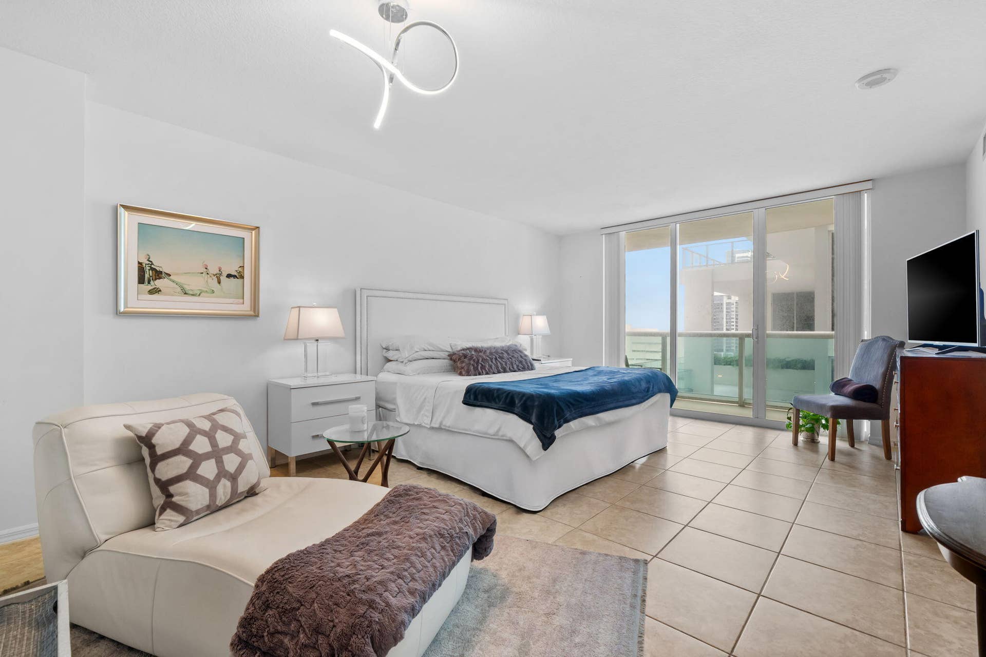347 N New River Drive, #1506, Fort Lauderdale, FL 33301 1-web-or-mls-A7R09386 copy
