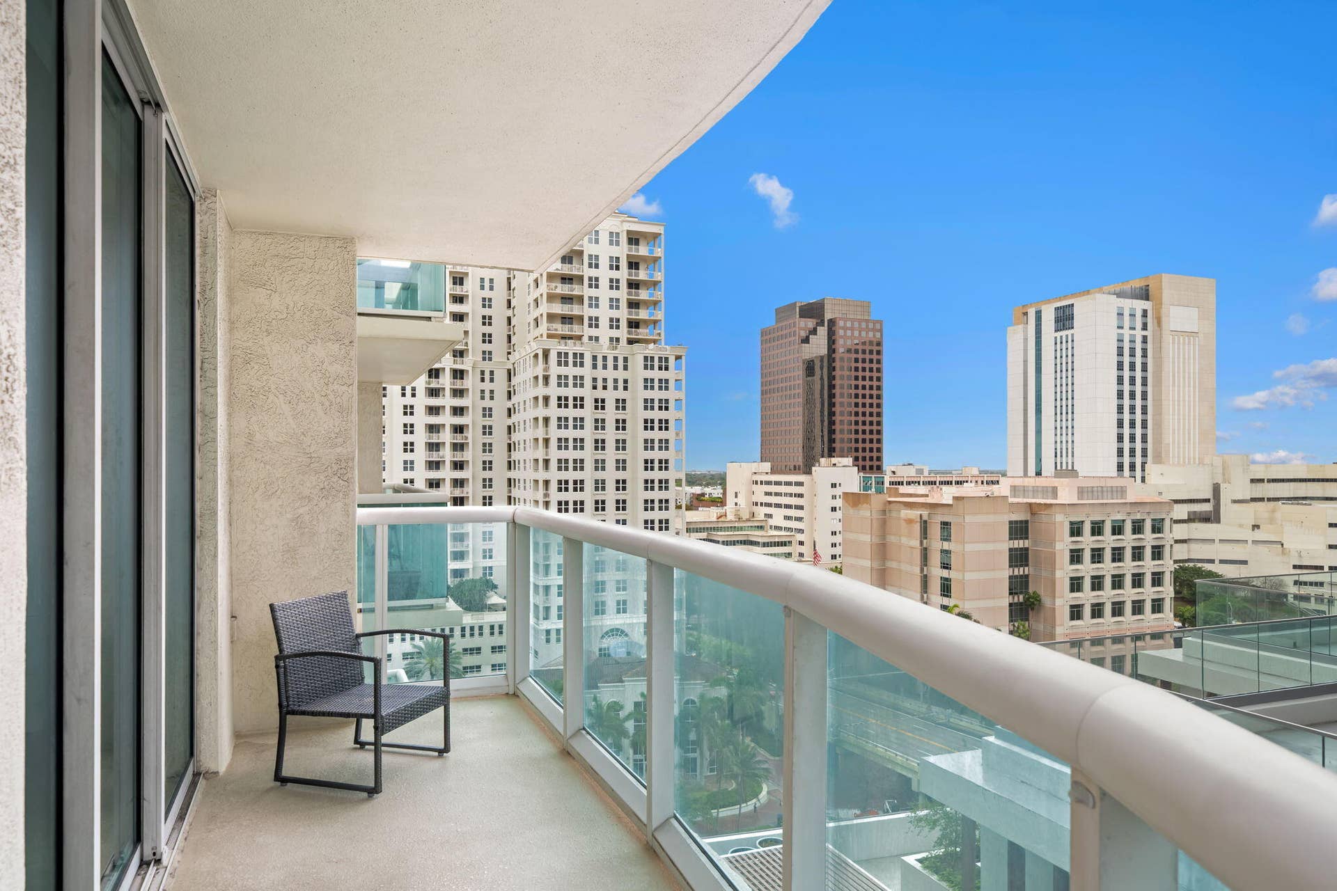 347 N New River Drive, #1506, Fort Lauderdale, FL 33301 14-web-or-mls-A7R09420 copy