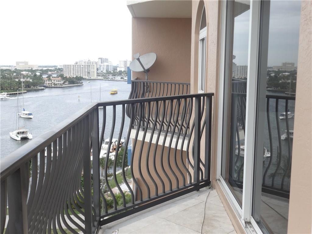 100 S Birch Road, #1106-b, Fort Lauderdale, Fort Lauderdale, FL 33316 North West view of the Intracoastal and City from the terrace