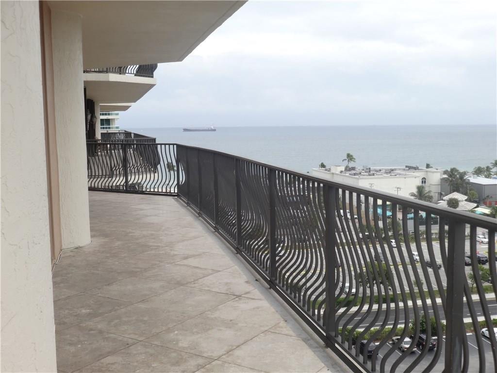 100 S Birch Road, #1106-b, Fort Lauderdale, Fort Lauderdale, FL 33316 South East terrace side and Ocean view.