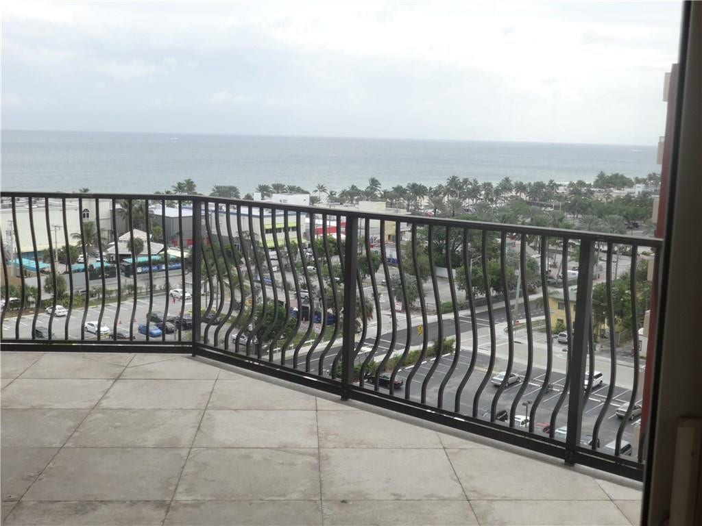 100 S Birch Road, #1106-b, Fort Lauderdale, Fort Lauderdale, FL 33316 East View of the ocean from the terrace.