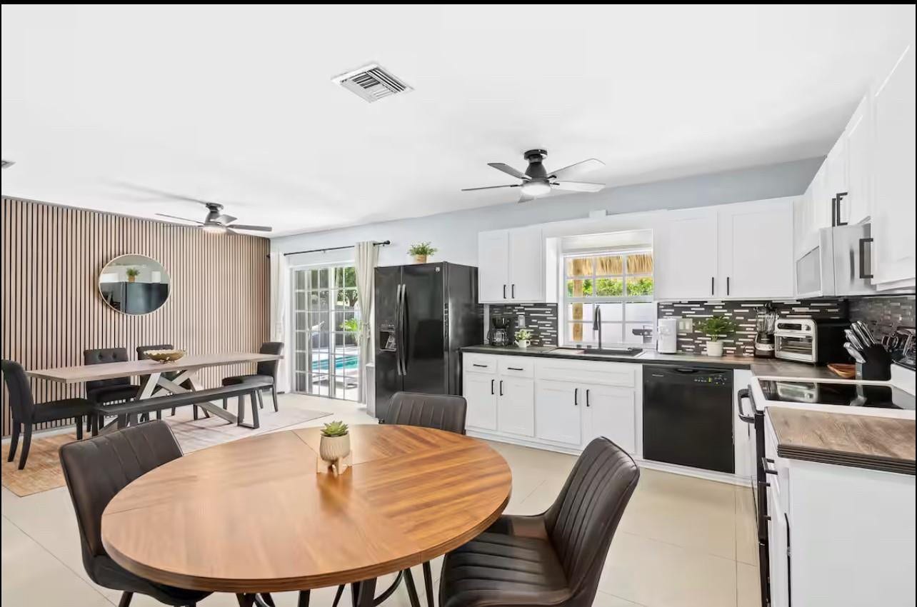 304 SE 4th Street, Dania, Dania Beach, FL 33004 Photo 9