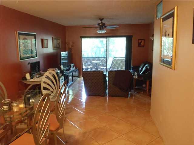 Property photo for Oakland Park, FL