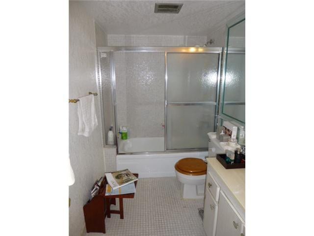 3129 Oakland Shores Drive, #A209, Oakland Park, FL 33309