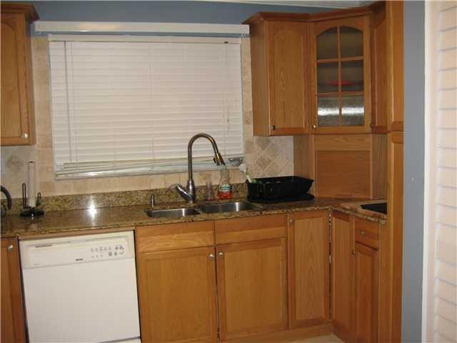 7175 Nova Drive, #306, Davie, FL 33317 Kitchen