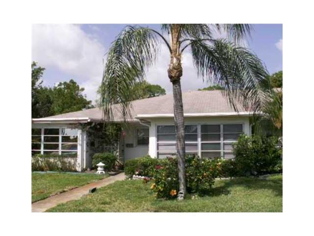 1282 S High Point Place, #A, Delray Beach, FL 33445 Exterior Front