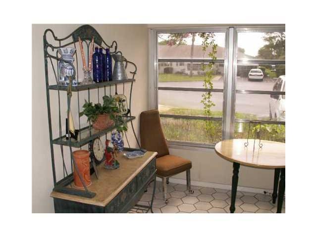 1282 S High Point Place, #A, Delray Beach, FL 33445 Exterior Front