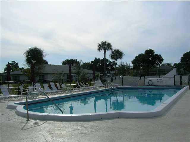 1282 S High Point Place, #A, Delray Beach, FL 33445 Exterior Front