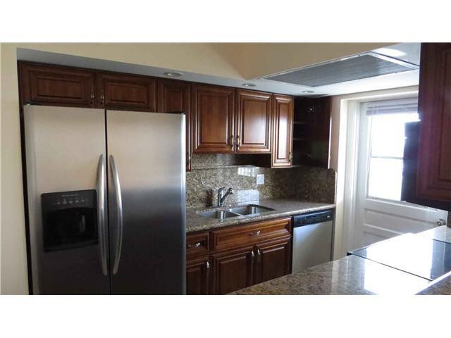 2841 N Ocean Boulevard, #1409, Fort Lauderdale, FL 33308 Kitchen
