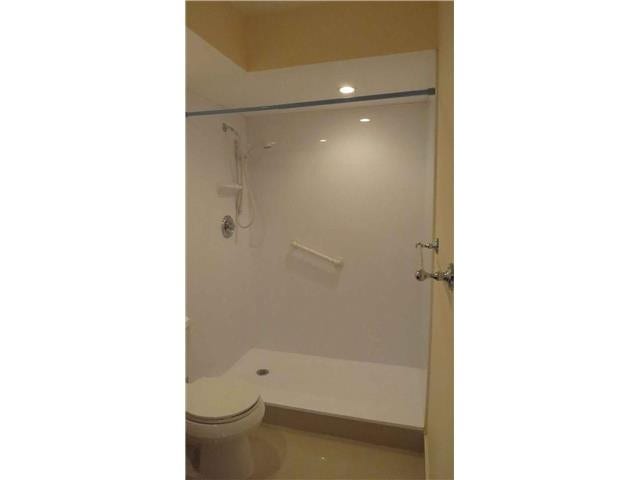 2841 N Ocean Boulevard, #1409, Fort Lauderdale, FL 33308 Bathroom
