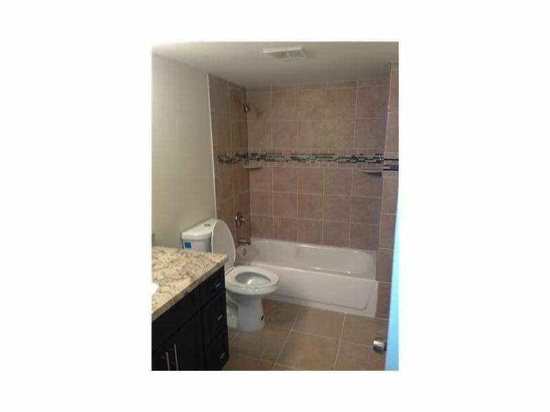 3101 Oakland Shores Drive, #H110, Oakland Park, FL 33309