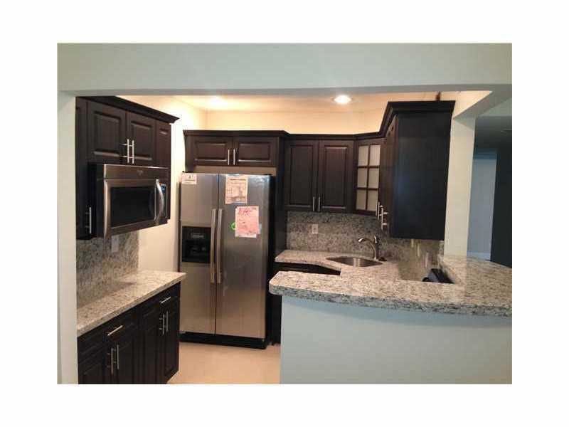 3101 Oakland Shores Drive, #H110, Oakland Park, FL 33309