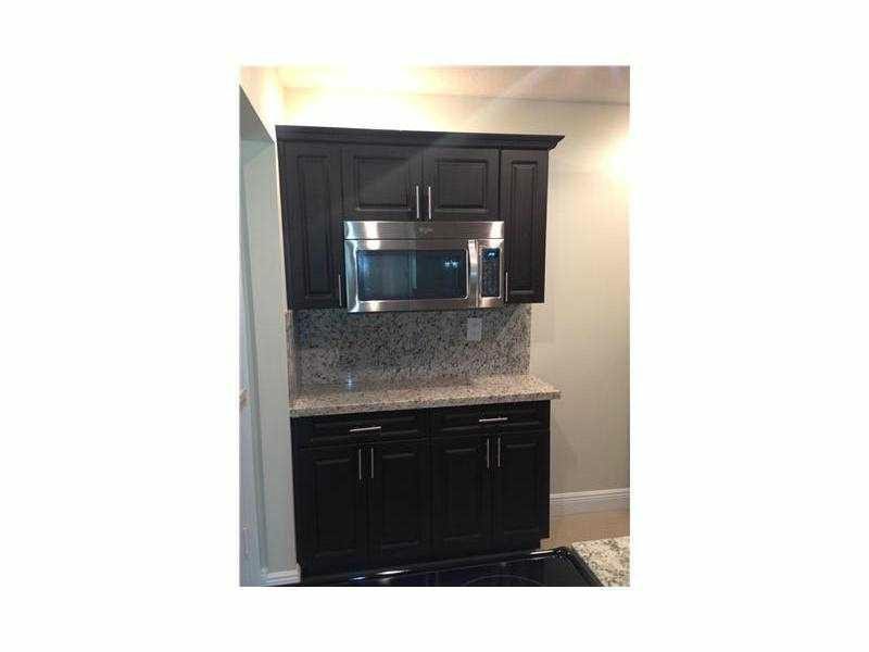 3101 Oakland Shores Drive, #H110, Oakland Park, FL 33309