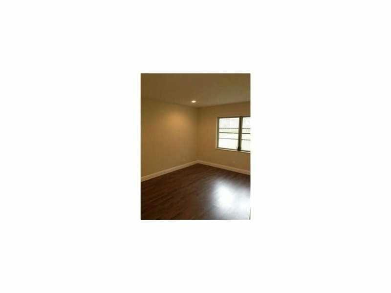 3101 Oakland Shores Drive, #H110, Oakland Park, FL 33309
