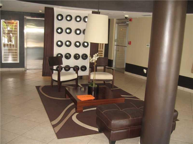 3250 NE 28th Street, #506, Fort Lauderdale, FL 33308 Lobby/Reception