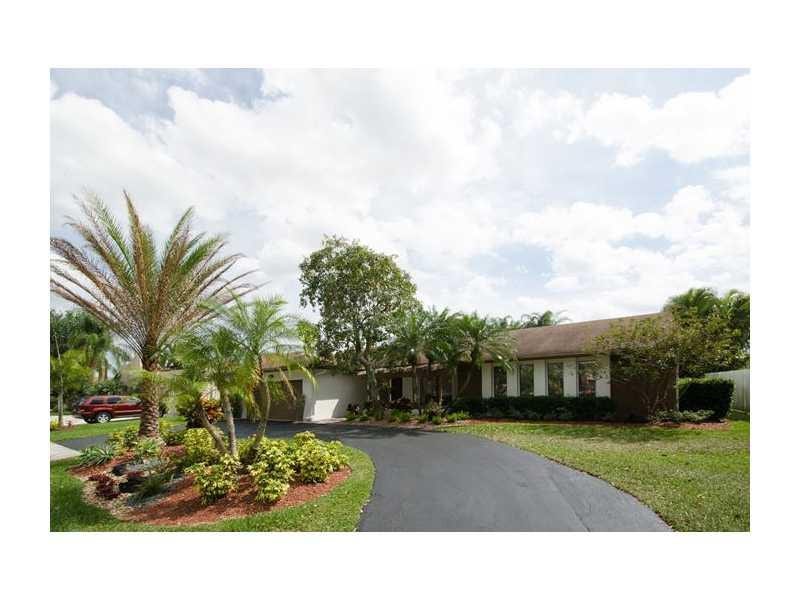 Property photo for 11608 Sunfish Way, Cooper City, FL