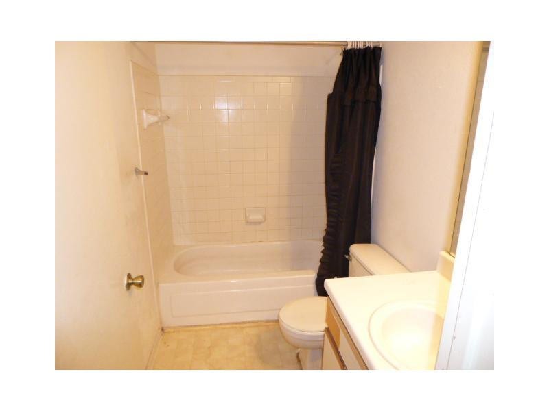 2425 NW 33 Street, #1305, Oakland Park, FL 33309