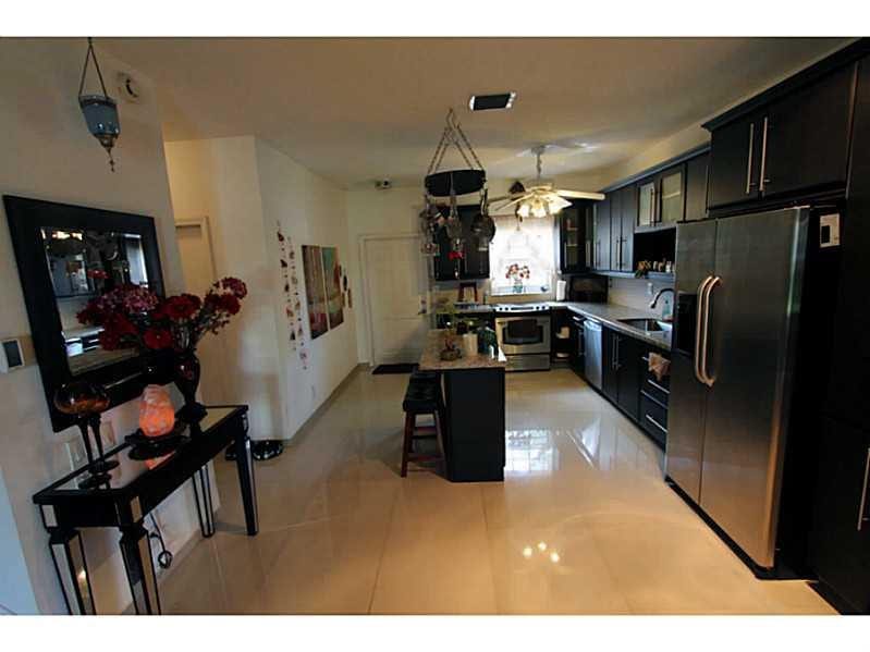 4933 SW 32nd Te, #4933, Dania Beach, FL 33312 Exterior Front