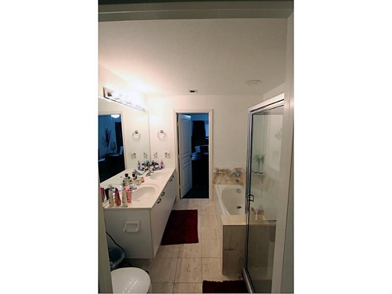 4933 SW 32nd Te, #4933, Dania Beach, FL 33312 Exterior Front