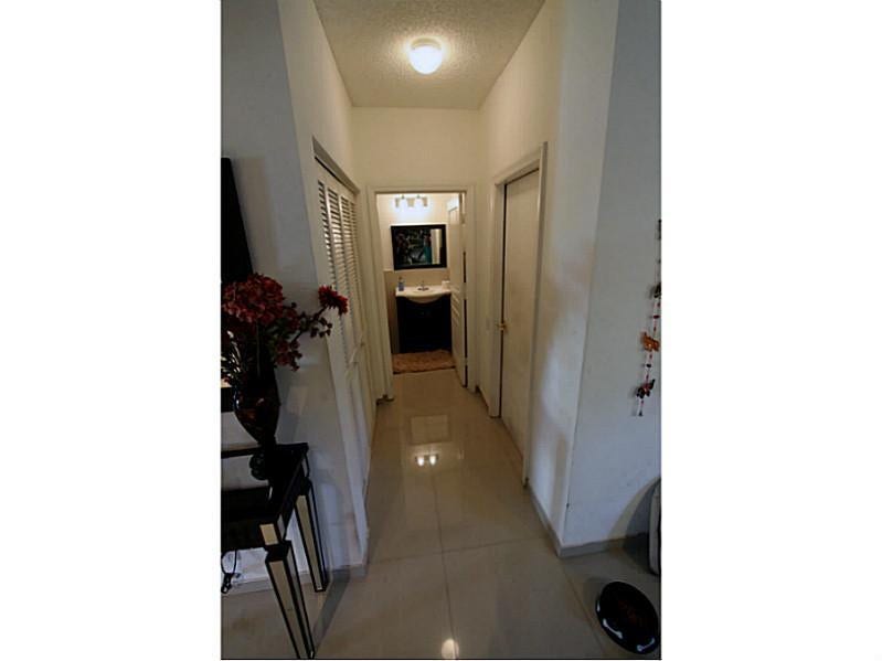 4933 SW 32nd Te, #4933, Dania Beach, FL 33312 Exterior Front