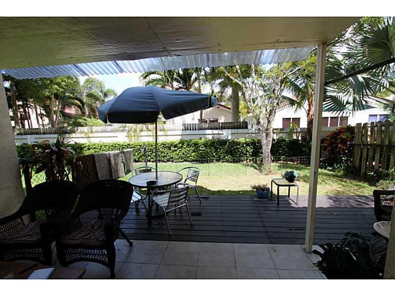 4933 SW 32nd Te, #4933, Dania Beach, FL 33312 Exterior Front