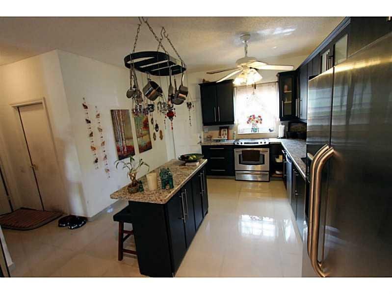 4933 SW 32nd Te, #4933, Dania Beach, FL 33312 Exterior Front