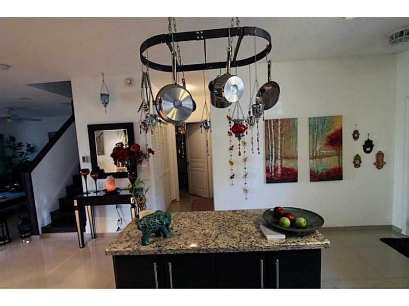 4933 SW 32nd Te, #4933, Dania Beach, FL 33312 Exterior Front