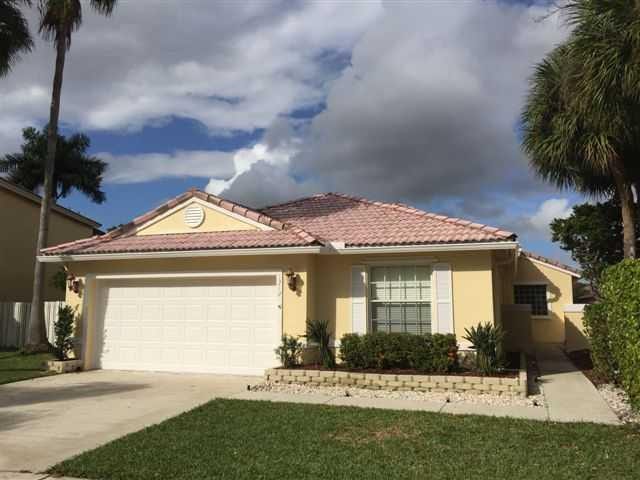 Property photo for 1212 NW 192nd Avenue, Pembroke Pines, FL