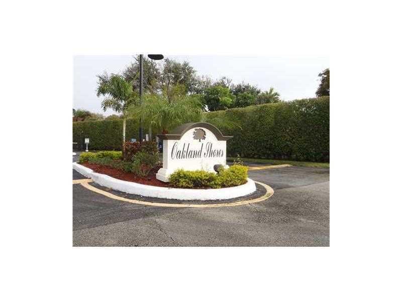 3101 Oakland Shores Drive, #H202, Oakland Park, FL 33309