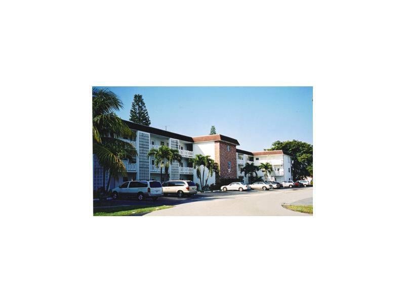 4310 NW 12th Court, #104, Lauderhill, FL 33313