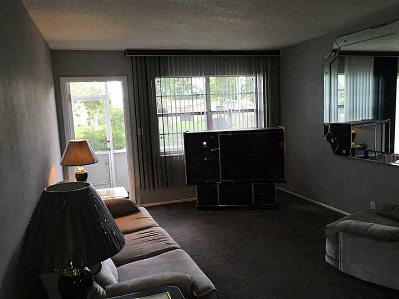 4310 NW 12th Court, #104, Lauderhill, FL 33313