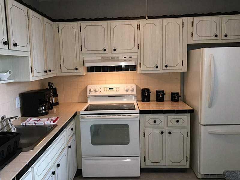 4310 NW 12th Court, #104, Lauderhill, FL 33313