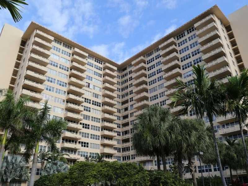 3333 NE 34th Street, #622, Fort Lauderdale, FL 33308 Exterior Front