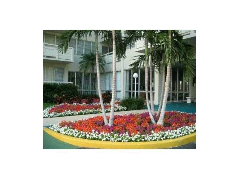 3333 NE 34th Street, #622, Fort Lauderdale, FL 33308 Exterior Front