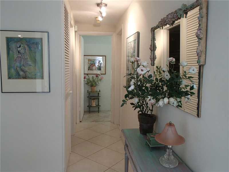 3333 NE 34th Street, #622, Fort Lauderdale, FL 33308 Exterior Front