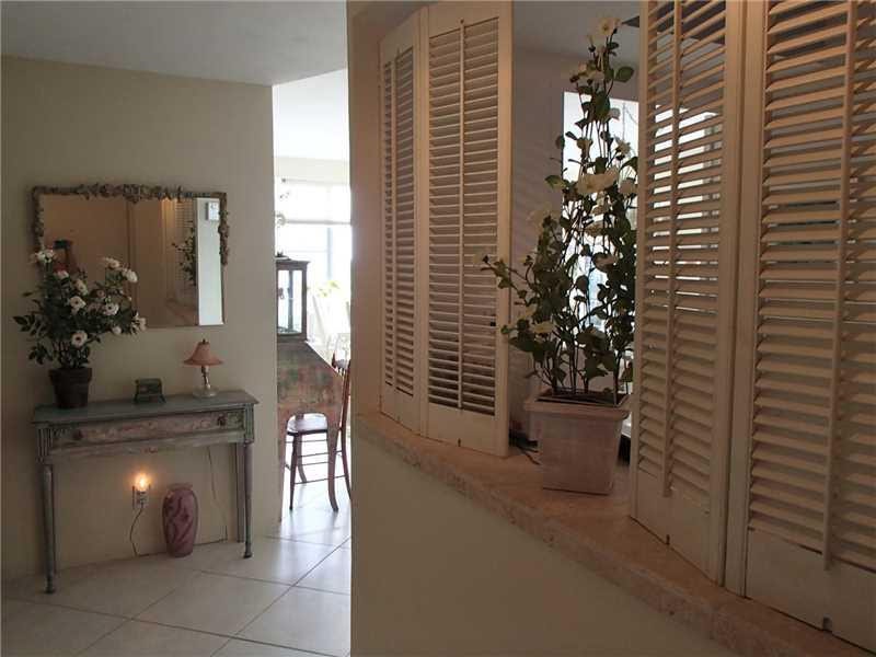 3333 NE 34th Street, #622, Fort Lauderdale, FL 33308 Exterior Front