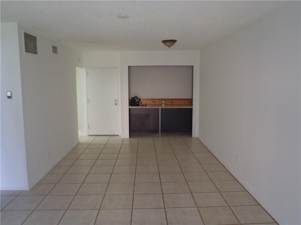 3123 Oakland Shores Drive, #D112, Oakland Park, FL 33309 3123 Oakland Shores Drive, #D112, Oakland Park, FL 33309