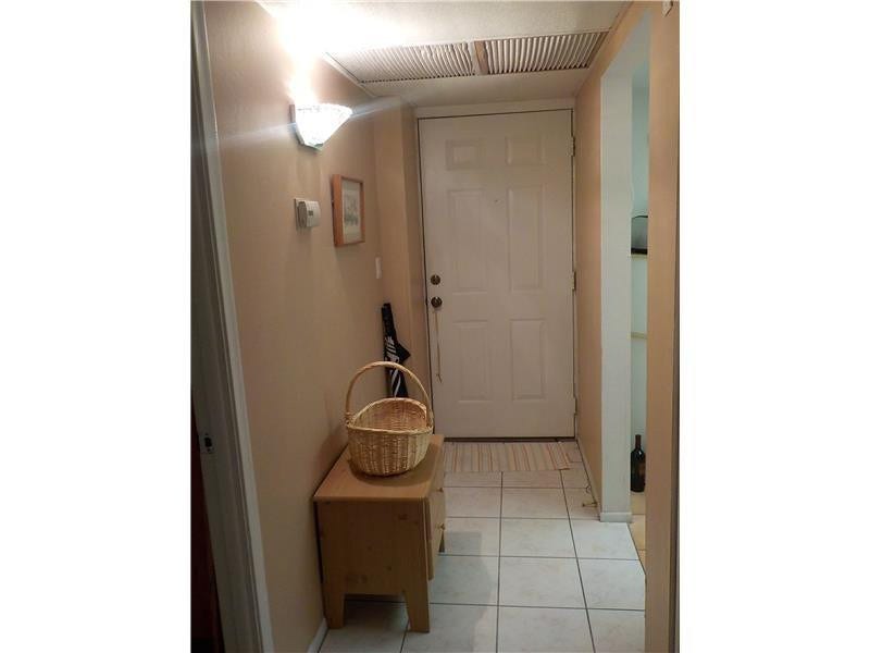 104 Royal Park Drive, #2H, Oakland Park, FL 33309 104 Royal Park Drive, #2H, Oakland Park, FL 33309