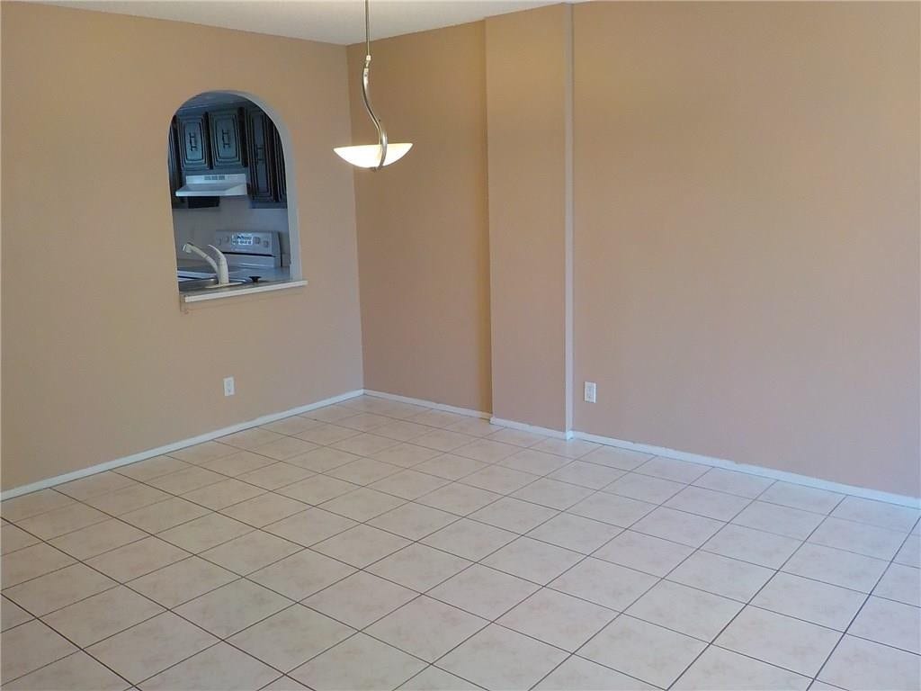 104 Royal Park Drive, #2H, Oakland Park, FL 33309 104 Royal Park Drive, #2H, Oakland Park, FL 33309