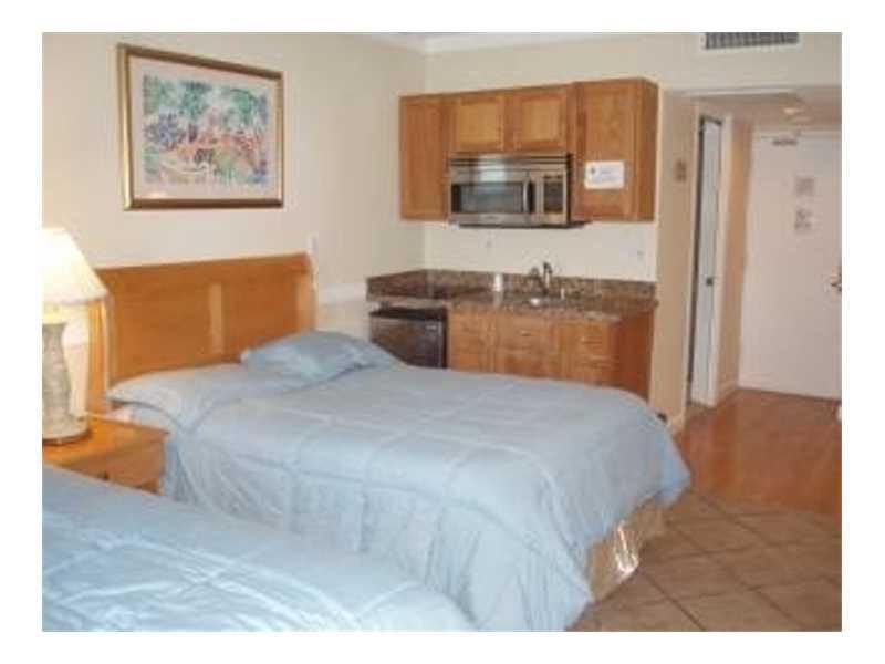 4040 Galt Ocean Drive, #422, Fort Lauderdale, FL 33308