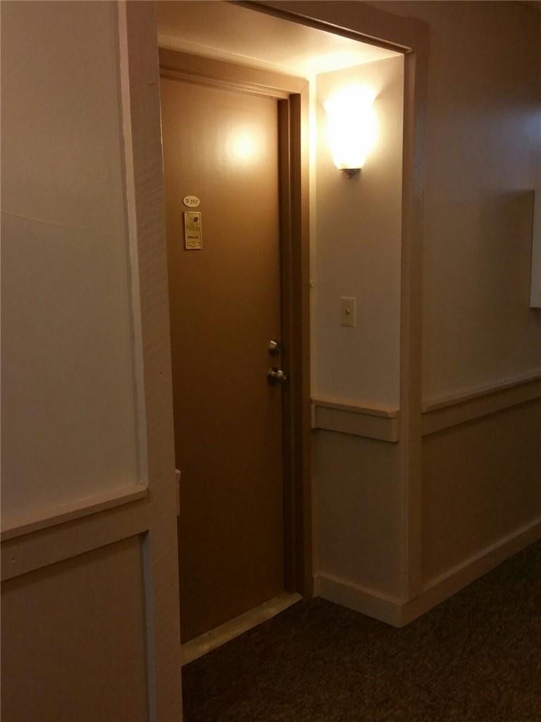 Property photo for Oakland Park, FL